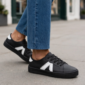 Tênis Moleca Napa Cadarço Preto/Branco/Prata 5667.853