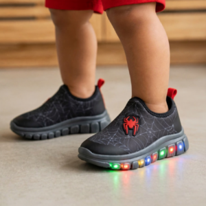 tenis novope preto com led para menino, novopé baby aranha com calce facil